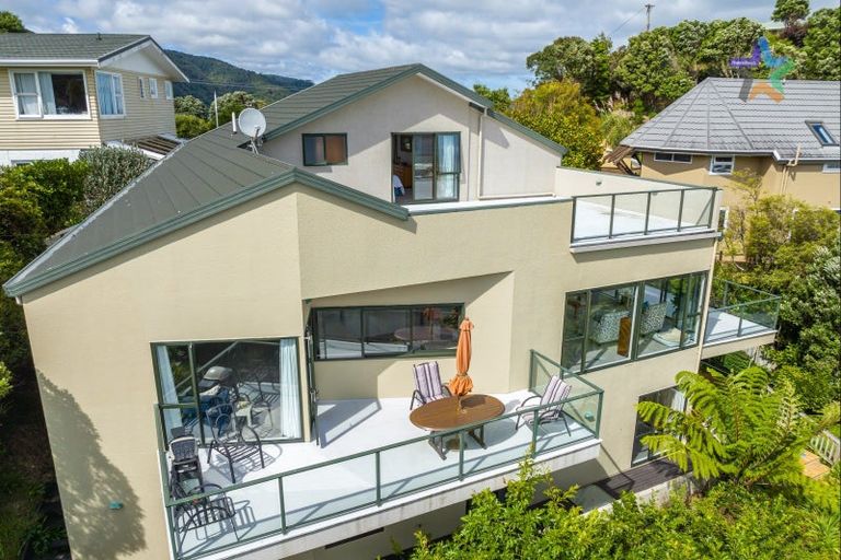 Photo of property in 69 Howard Road, Point Howard, Lower Hutt, 5013