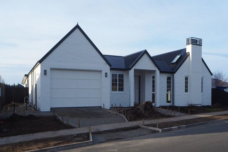 Photo of property in 2 Goodwin Crescent, Pyes Pa, Tauranga, 3112