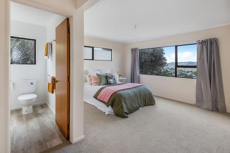 Photo of property in 28 Mclintock Street, Johnsonville, Wellington, 6037