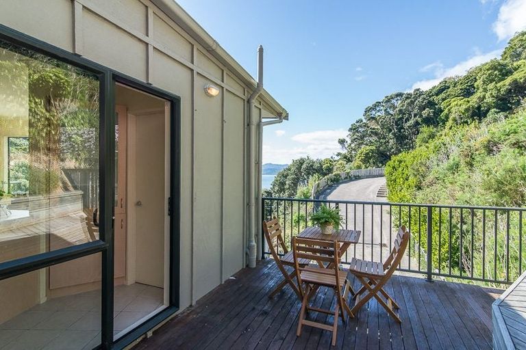 Photo of property in 3/19 Onslow Road, Khandallah, Wellington, 6035