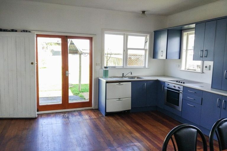 Photo of property in 36 Haverstock Road, Sandringham, Auckland, 1025