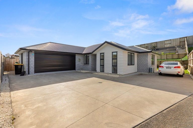Photo of property in 25 Whakaturou Crescent, Pyes Pa, Tauranga, 3112