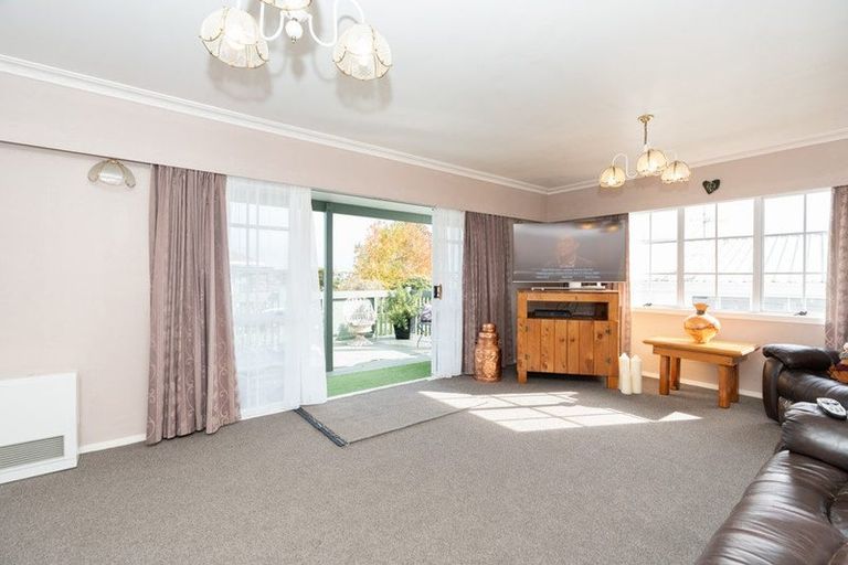 Photo of property in 14 Thode Place, Nawton, Hamilton, 3200