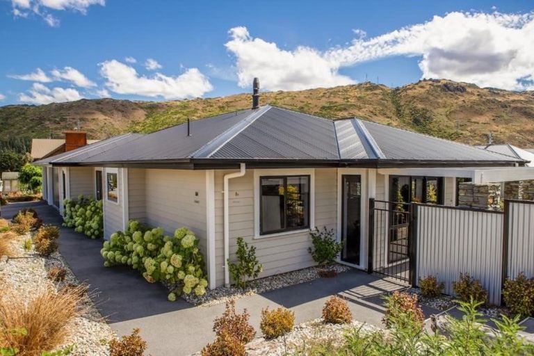 Photo of property in 8a Naylor Street, Clyde, 9330