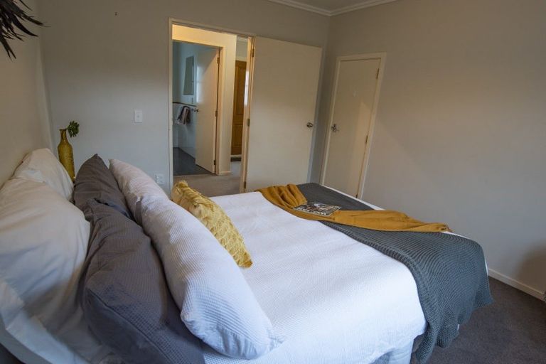 Photo of property in 29 Burden Avenue, Wainuiomata, Lower Hutt, 5014