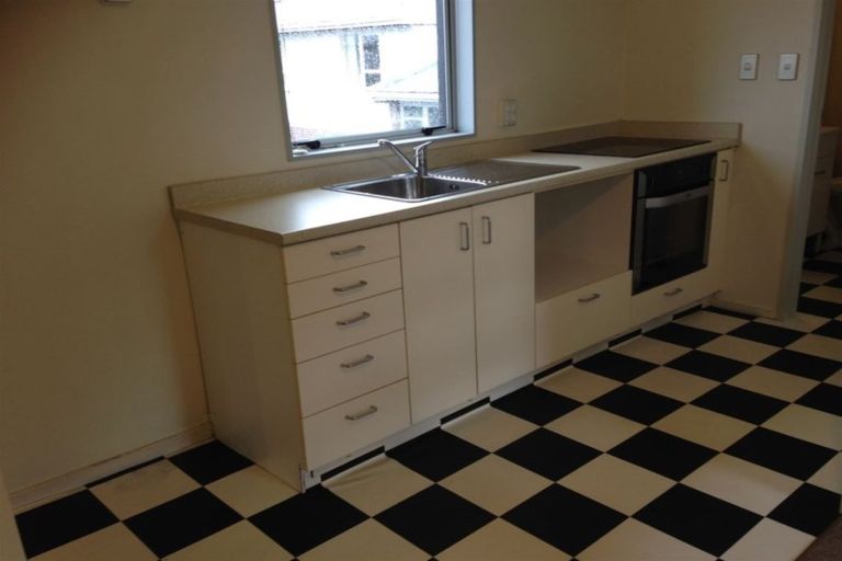 Photo of property in 2/71 Springfield Road, St Albans, Christchurch, 8014