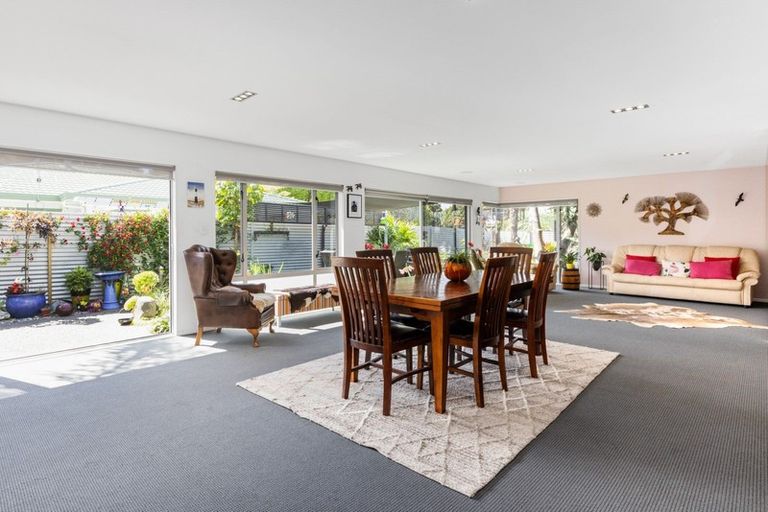 Photo of property in 6 Park Road, Greenmeadows, Napier, 4112