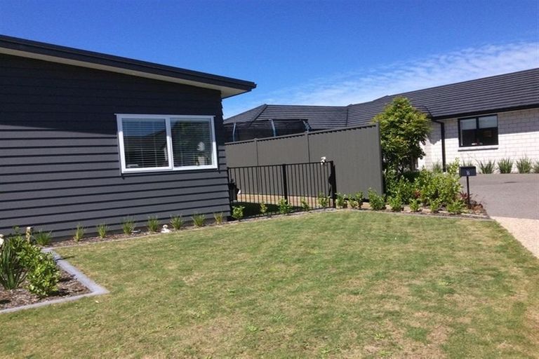 Photo of property in 18 Raynor Crescent, Pyes Pa, Tauranga, 3112