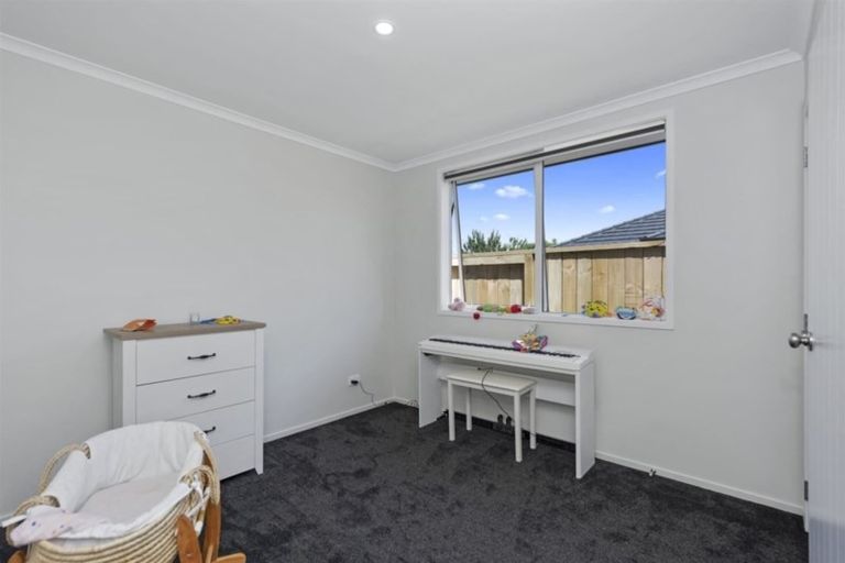 Photo of property in 39 Awatira Drive, Papamoa Beach, Papamoa, 3118