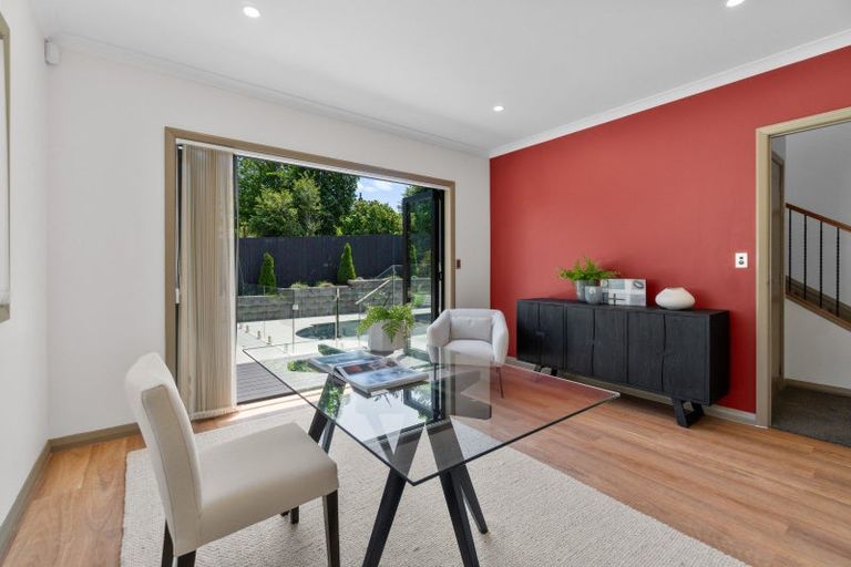 Photo of property in 4 Glenoaks Rise, Mellons Bay, Auckland, 2014