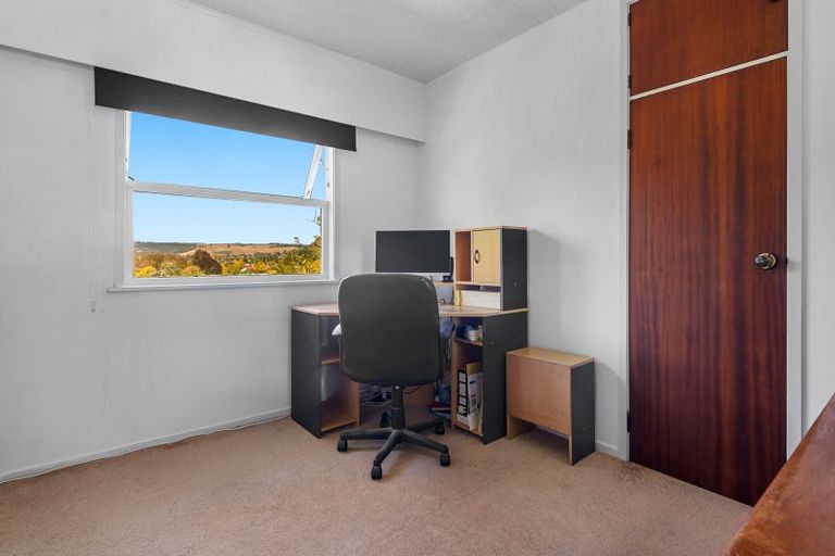 Photo of property in 53 Grand Vue Road, Kawaha Point, Rotorua, 3010