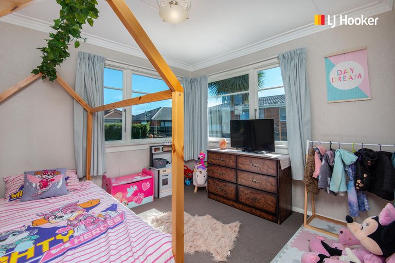 Photo of property in 12 Montrose Street, Mosgiel, 9024