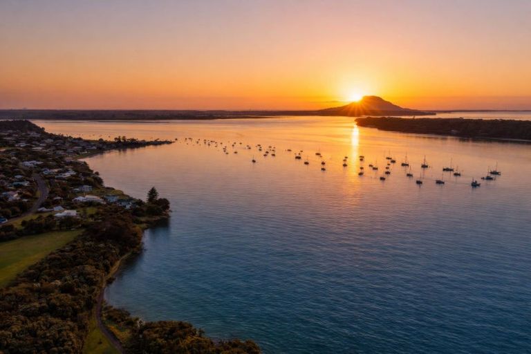 Photo of property in 112 Hamurana Road, Omokoroa, 3114