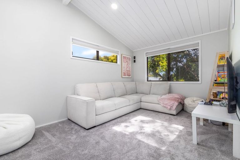 Photo of property in 114 Matatua Road, Raumati Beach, Paraparaumu, 5032
