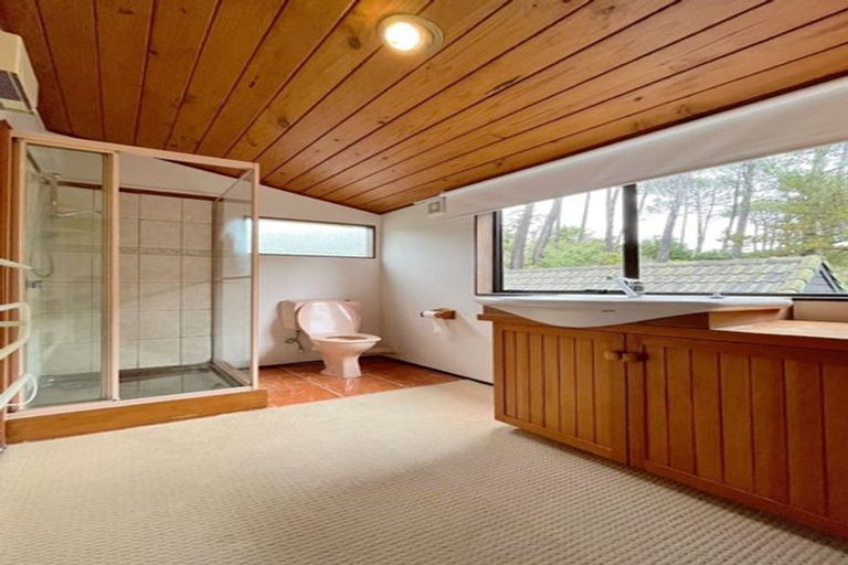 Photo of property in 17 Kay Road, Swanson, Auckland, 0614