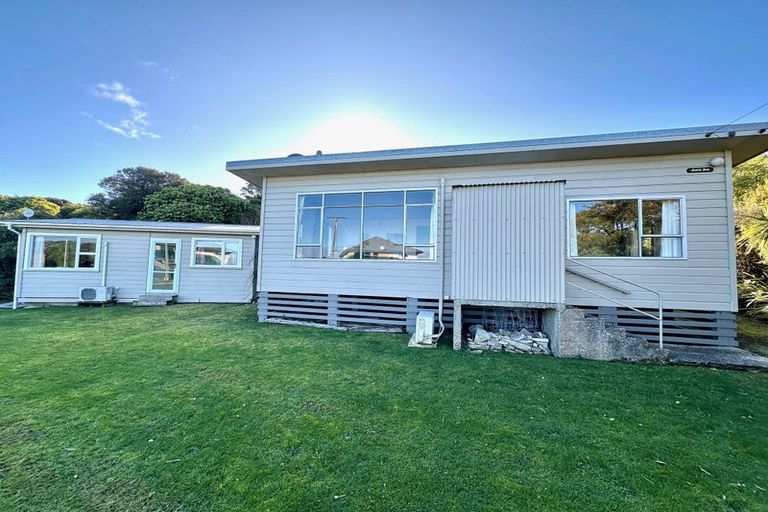 Photo of property in 14 Totara Street, Kaka Point, Balclutha, 9271