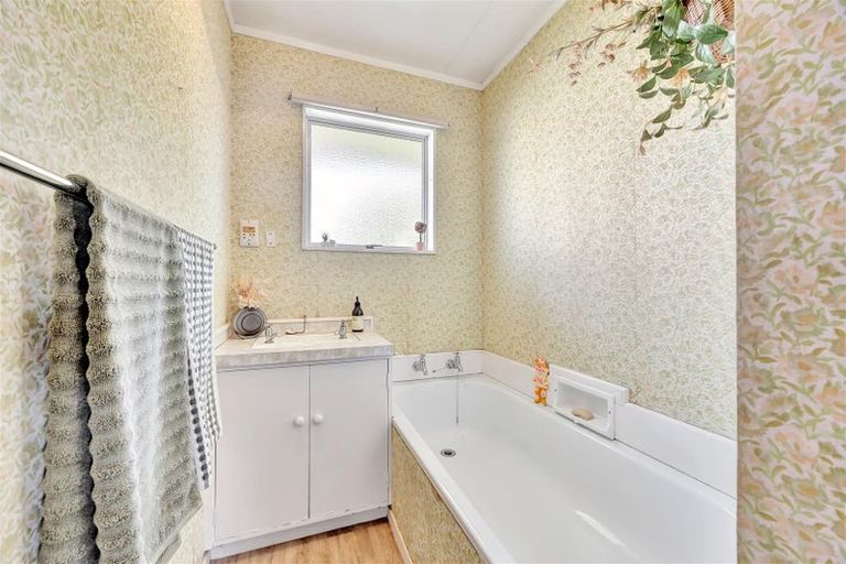 Photo of property in 34 Ashurst Avenue, Pukete, Hamilton, 3200