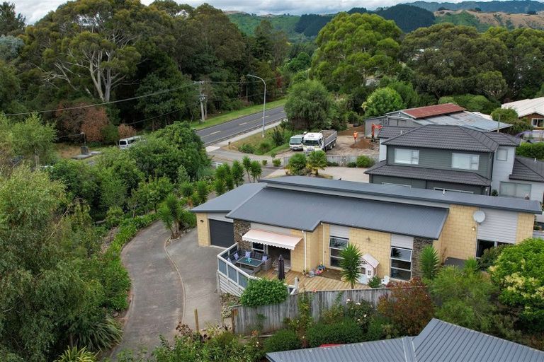 Photo of property in 208 Mazengarb Road, Paraparaumu, 5032