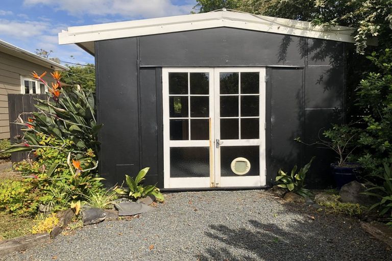 Photo of property in 46 Alice Street, Riverhead, 0820