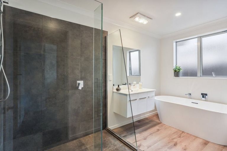 Photo of property in 15 Waituna Street, Pegasus, 7612