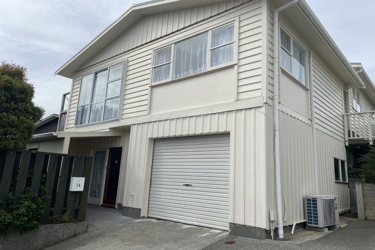 Photo of property in 14 Carluke Street, Paparangi, Wellington, 6037