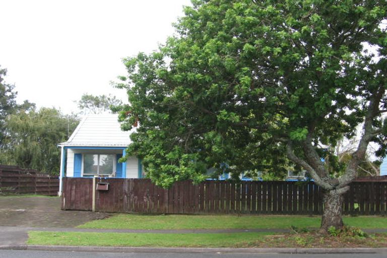Photo of property in 7 Luanda Drive, Ranui, Auckland, 0612