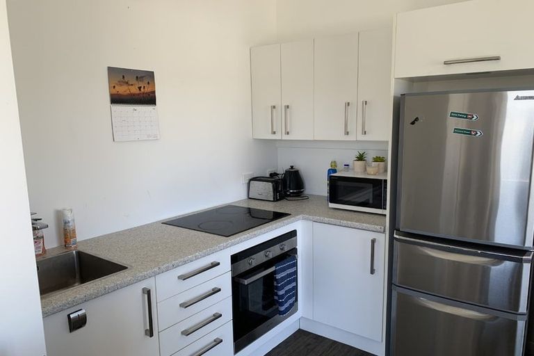 Photo of property in 52/52a Park Avenue, Waitarere Beach, Levin, 5510