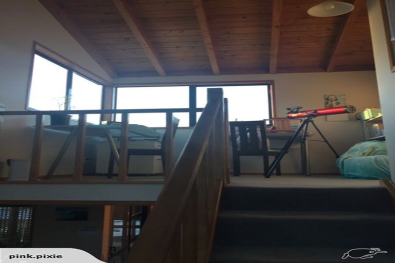 Photo of property in 1/86 Waimumu Road, Massey, Auckland, 0614