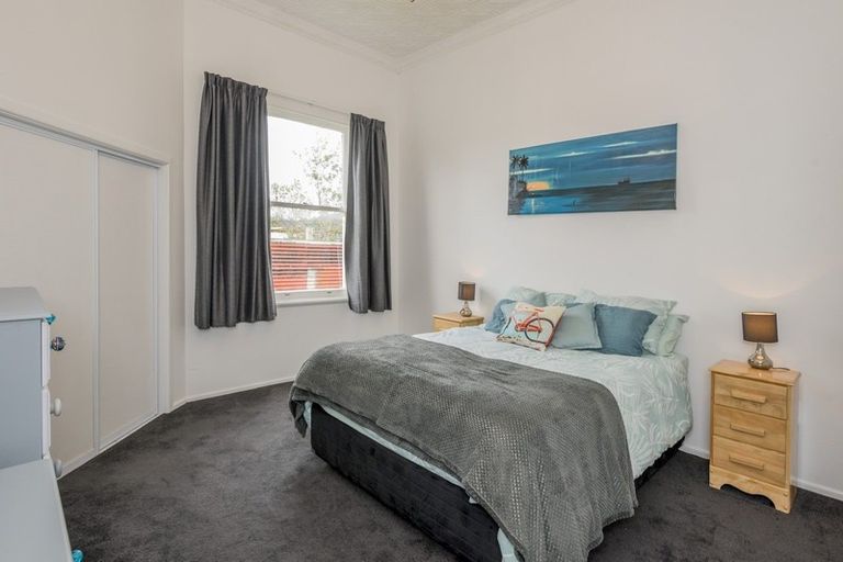 Photo of property in 66 Stout Street, Shannon, 4821