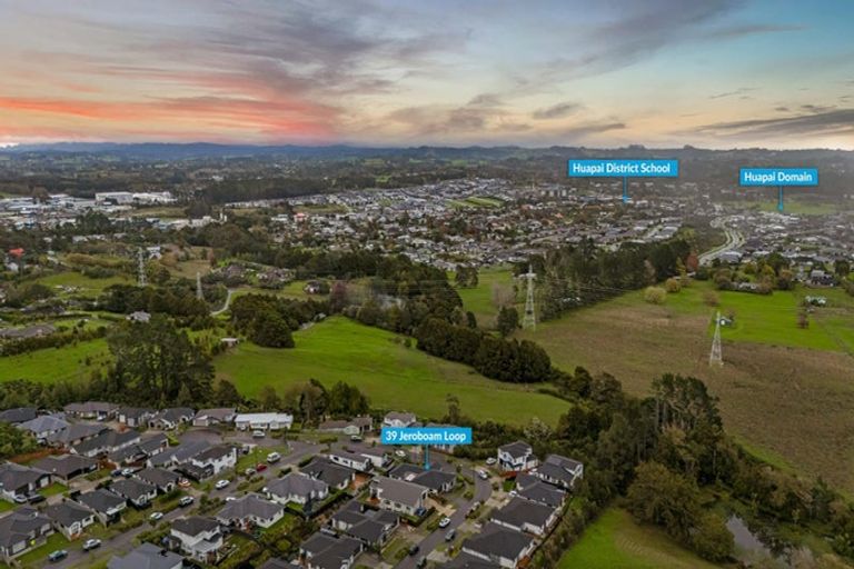 Photo of property in 39 Jeroboam Loop, Kumeu, 0810