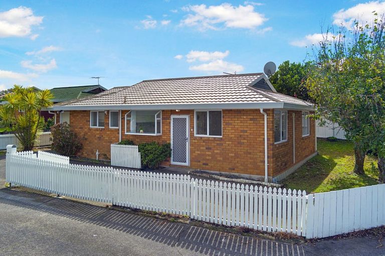 Photo of property in 110c Metcalfe Road, Ranui, Auckland, 0612