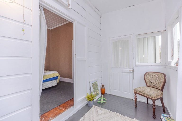 Photo of property in 15 Roberts Avenue, Aramoho, Whanganui, 4500