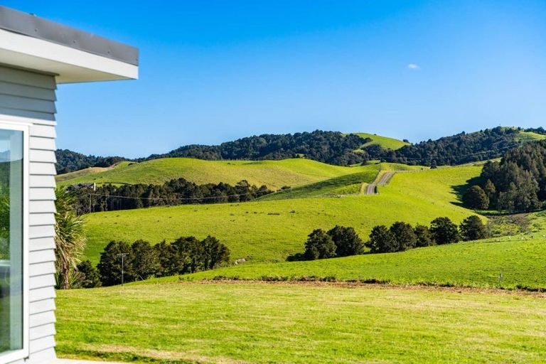 Photo of property in 1645 Matapouri Road, Matapouri, Whangarei, 0173