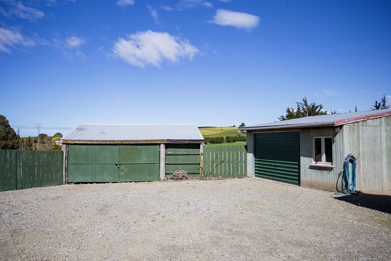 Photo of property in 2 Sussex Street, Weston, Oamaru, 9401