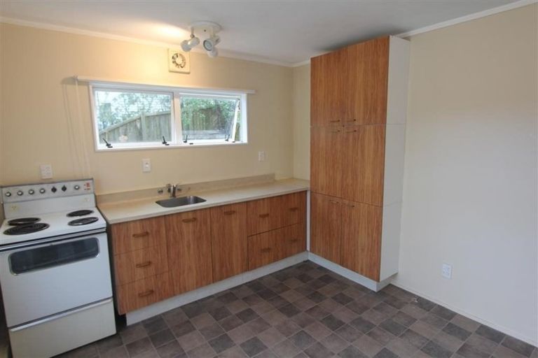 Photo of property in 25 Downes Street, Titahi Bay, Porirua, 5022