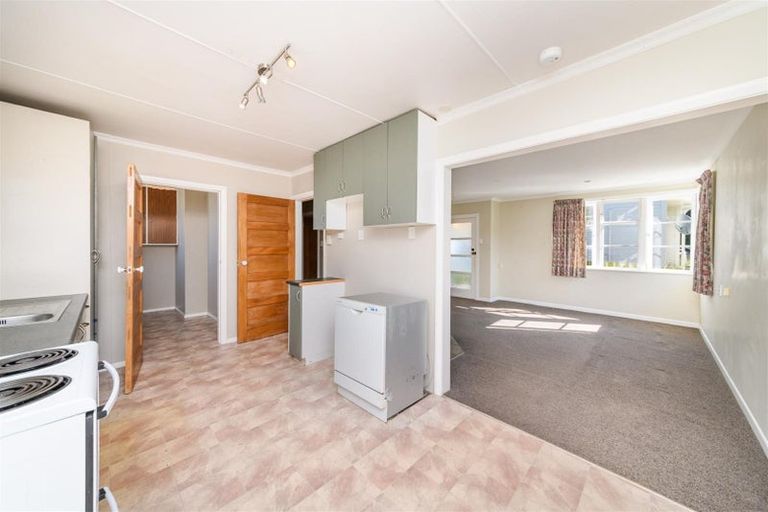 Photo of property in 31 Follett Street, Marton, 4710