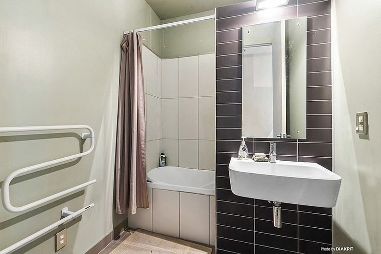 Photo of property in Vespa Apartments, 302/20 Hanson Street, Mount Cook, Wellington, 6021