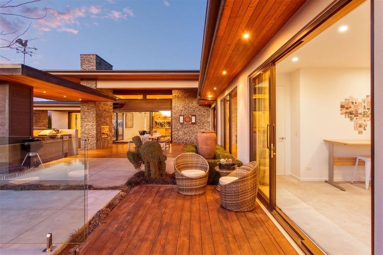 Photo of property in 12 Shotfirer Lane, Halswell, Christchurch, 8025