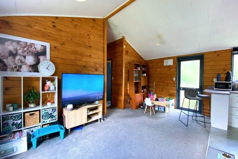 Photo of property in 31a Kellett Road, Ranui, Auckland, 0612