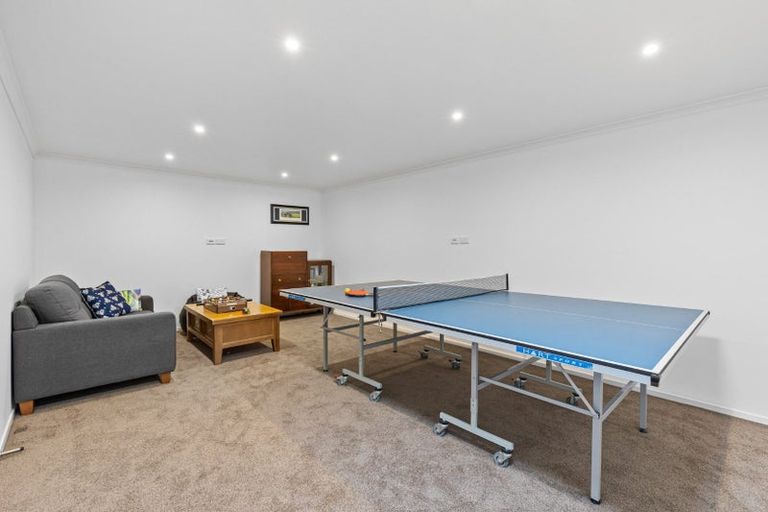 Photo of property in 14 Oldham Place, Browns Bay, Auckland, 0630