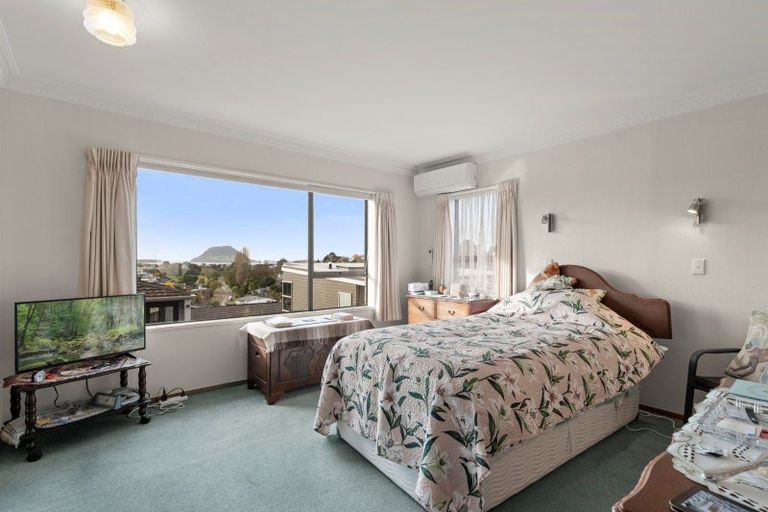 Photo of property in 55 Hillcrest Road, Otumoetai, Tauranga, 3110