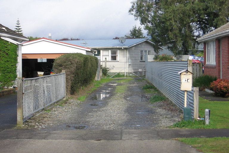 Photo of property in 124 Limbrick Street, Terrace End, Palmerston North, 4410
