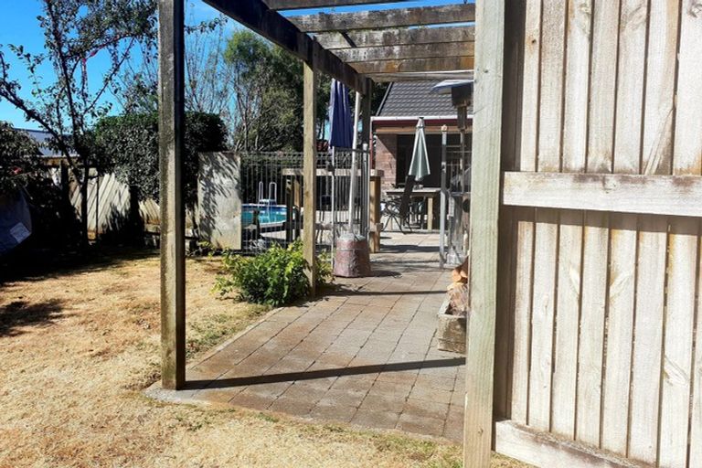 Photo of property in 49 Langdale Avenue, Paraparaumu, 5032