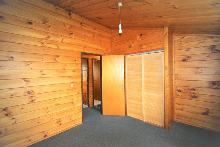 Photo of property in 8b Chichester Drive, Rosehill, Papakura, 2113