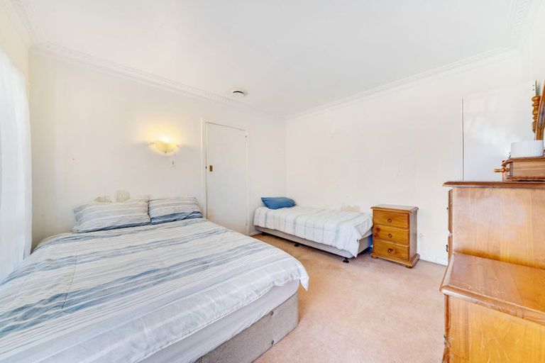 Photo of property in 70 Puhinui Road, Manukau, Auckland, 2104