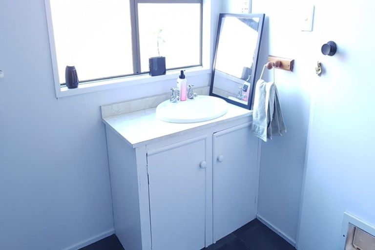 Photo of property in 32 Fraser Street, Ross, 7812