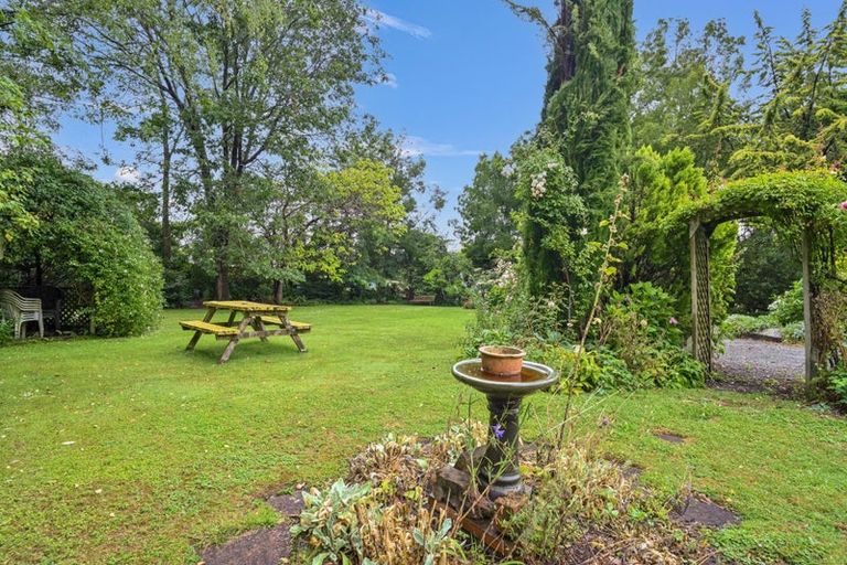 Photo of property in 2 Rose Street, Waipawa, 4210