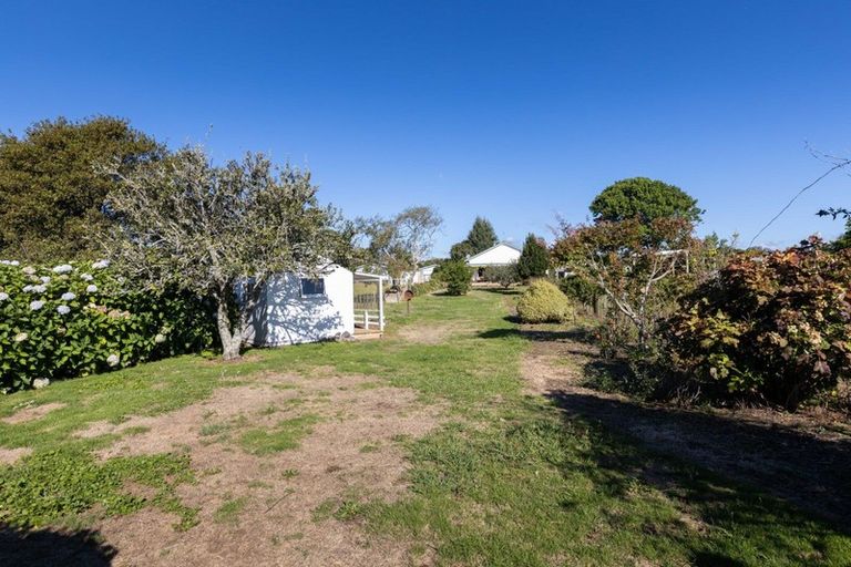 Photo of property in 46 Takiroa Street, Urenui, 4375