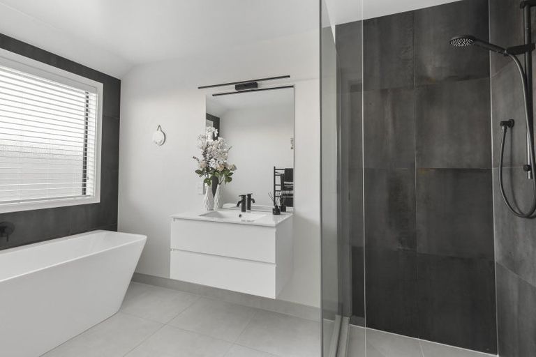 Photo of property in 8 Rylstone Way, Te Kauwhata, 3710