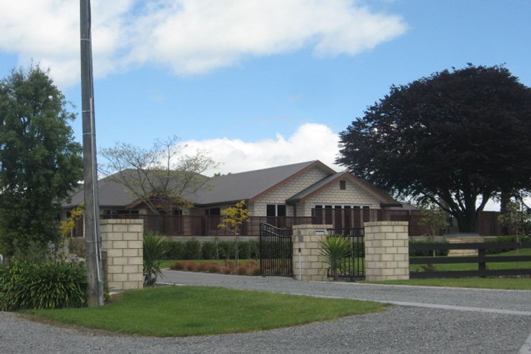 Photo of property in 123 Milton Street, Leamington, Cambridge, 3432